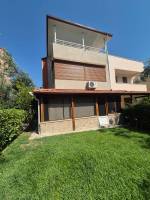 Gürede İçi Full Yapılı Site İçinde Bahçeli Satılık Villa